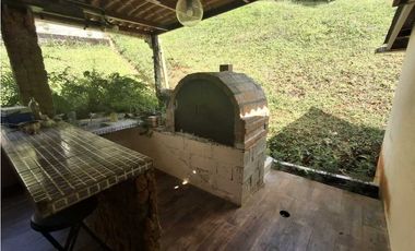 SE VENDE CASA EN ALTOS DE CERRO AZUL