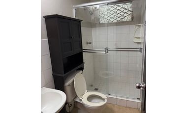 VENDO CASA EN LAS MAÑANITAS, RESIDENCIAL LAS AMERICAS