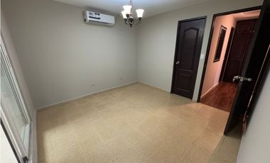 VENDO CASA EN LAS MAÑANITAS, RESIDENCIAL LAS AMERICAS