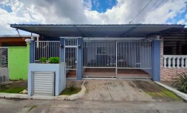 VENDO CASA EN LAS MAÑANITAS, RESIDENCIAL LAS AMERICAS