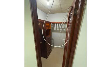 VENDO CASA EN LAS MAÑANITAS, RESIDENCIAL LAS AMERICAS