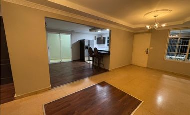 VENDO CASA EN LAS MAÑANITAS, RESIDENCIAL LAS AMERICAS