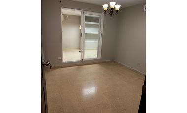 VENDO CASA EN LAS MAÑANITAS, RESIDENCIAL LAS AMERICAS