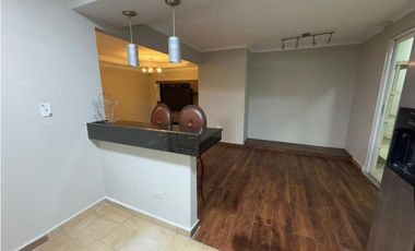 VENDO CASA EN LAS MAÑANITAS, RESIDENCIAL LAS AMERICAS