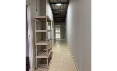 VENDO CASA EN LAS MAÑANITAS, RESIDENCIAL LAS AMERICAS