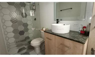 Moderna casa en venta en Villa La Fuente