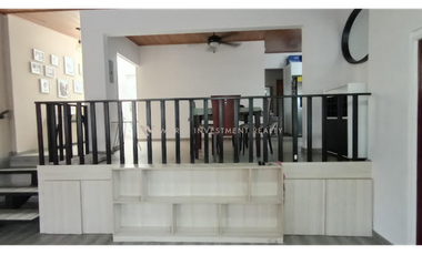 Moderna casa en venta en Villa La Fuente