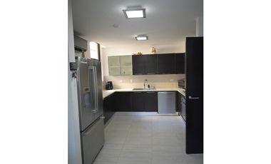 VENTA HERMOSA CASA EN ESQUINA DE PH NATIVA - PANAM PACIFICO