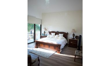 VENTA HERMOSA CASA EN ESQUINA DE PH NATIVA - PANAM PACIFICO
