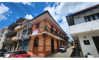 VENDO CASA EN CASCO VIEJO