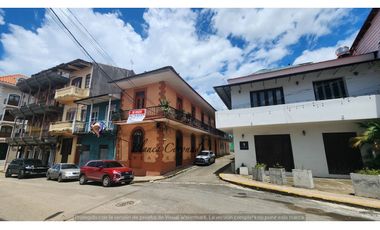 VENDO CASA EN CASCO VIEJO