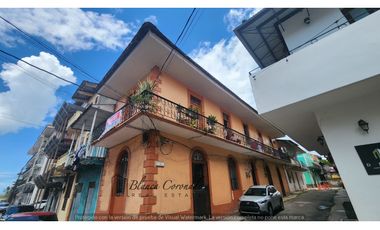 VENDO CASA EN CASCO VIEJO