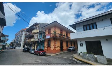 VENDO CASA EN CASCO VIEJO
