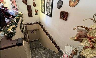 VENDO CASA EN CASCO VIEJO