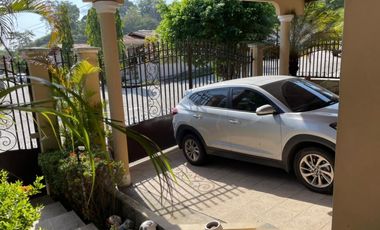 Alquiler de Casa en Brisas del Golf