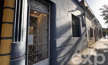 Local Comercial en Arriendo en Santa Elvira 467, Santiago
