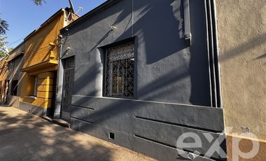 Local Comercial en Arriendo en Santa Elvira 467, Santiago