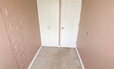 ARRIENDO CASA DENTRO DE PASAJE CERRADO VILLA EL SOL
