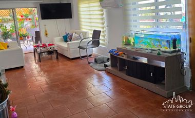 VENTA CASA EN PASAJE 4 DORMITORIOS 2 BAÑOS 252 M2  RENCA