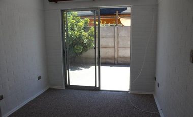 ARRIENDO CASA 3HAB 2BA LA CRUZ