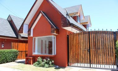 ARRIENDO CASA 3HAB 2BA LA CRUZ