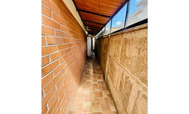 ARRIENDO CASA EN CONDOMINIO LOS AROMOS II 4D 3B 2E CURAUMA VALPARAISO