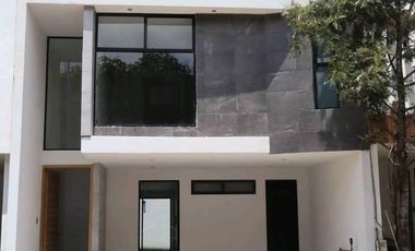 CASA EN VENTA EN FRACCIONAMIENTO LA ANTIGUA CEMENTERA, PUEBLA