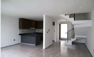 CASA EN VENTA EN FRACCIONAMIENTO LA ANTIGUA CEMENTERA, PUEBLA