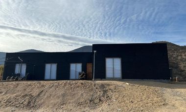 ARRIENDO CASA ENTRE VALLES CURACAVI