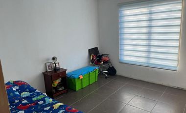 ARRIENDO CASA ENTRE VALLES CURACAVI