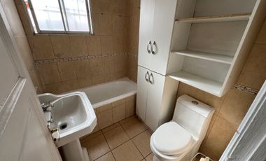 EXCLUSIVA CASA COMERCIAL A PASOS DE METRO BILBAO
