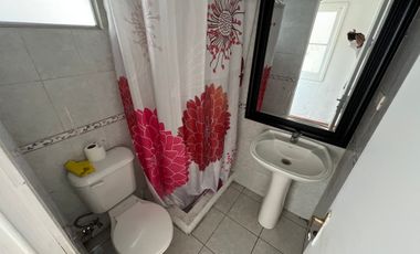 EXCLUSIVA CASA COMERCIAL A PASOS DE METRO BILBAO