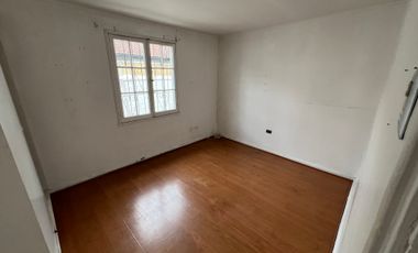 EXCLUSIVA CASA COMERCIAL A PASOS DE METRO BILBAO
