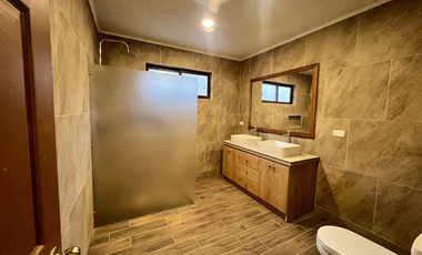 CASA NUEVA EN VENTA DE 217M2 EN LOMAS DE SAN PEDRO