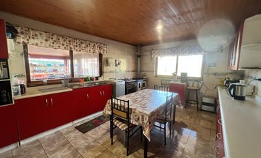 VENTA DE CASA DE 243M2 EN LA COMUNA DE MAULE