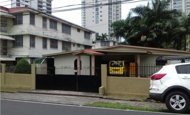 SE VENDE CASA EN COCO DEL MAR, Remodelada