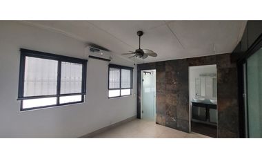 EN VENTA AMPLIA CASA EN BETANIA