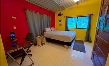 CASA AMOBLADA EN VENTA EN ALTOS DE CERRO AZUL