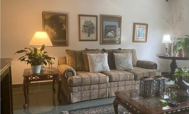 Venta Casa en Altos de Cerro Azul
