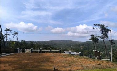 Venta de Casa en Altos de Cerro Azul