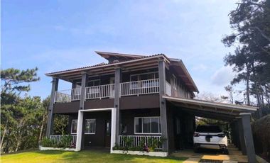 Venta de Casa en Altos de Cerro Azul