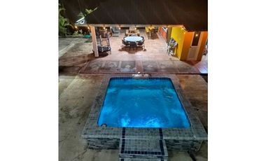 Se vende casa campestre en Altos de Cerro Azul