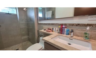 En venta  Apartamento The Reserve Santa Maria