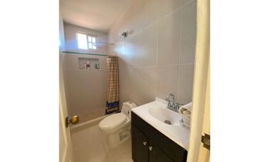 Venta de casa en Villas del Golf, Chitré