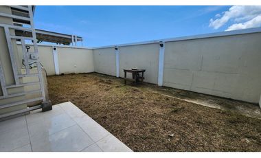 CASA EN VENTA EN CHORRERA - COSTA OESTE - BARRIO DE PALMA REAL