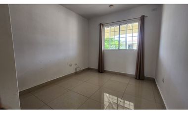 CASA EN VENTA EN CHORRERA - COSTA OESTE - BARRIO DE PALMA REAL