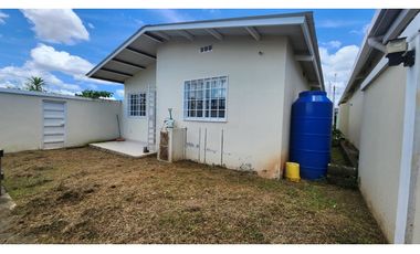 CASA EN VENTA EN CHORRERA - COSTA OESTE - BARRIO DE PALMA REAL
