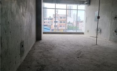 Venta de Local Comercial en Edificio P.H. Park Square Vía España