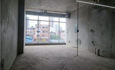 Venta de Local Comercial en Edificio P.H. Park Square Vía España