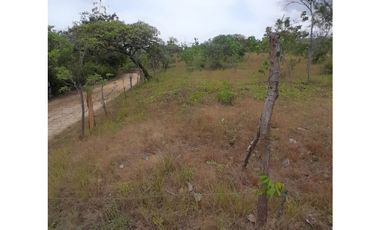 Se Vende Terreno en La Ermita.